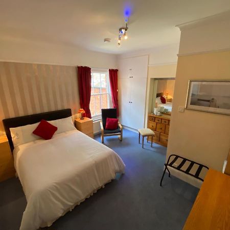 Cheriton Lodge 伯翰姆昂斯 外观 照片