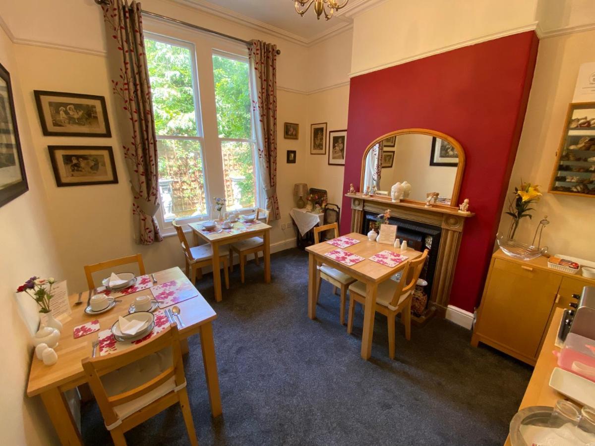 Cheriton Lodge 伯翰姆昂斯 外观 照片