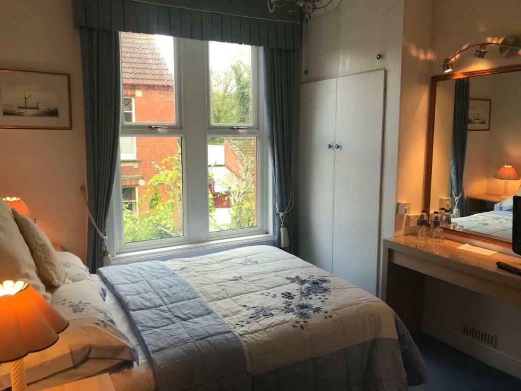 Cheriton Lodge 伯翰姆昂斯 外观 照片